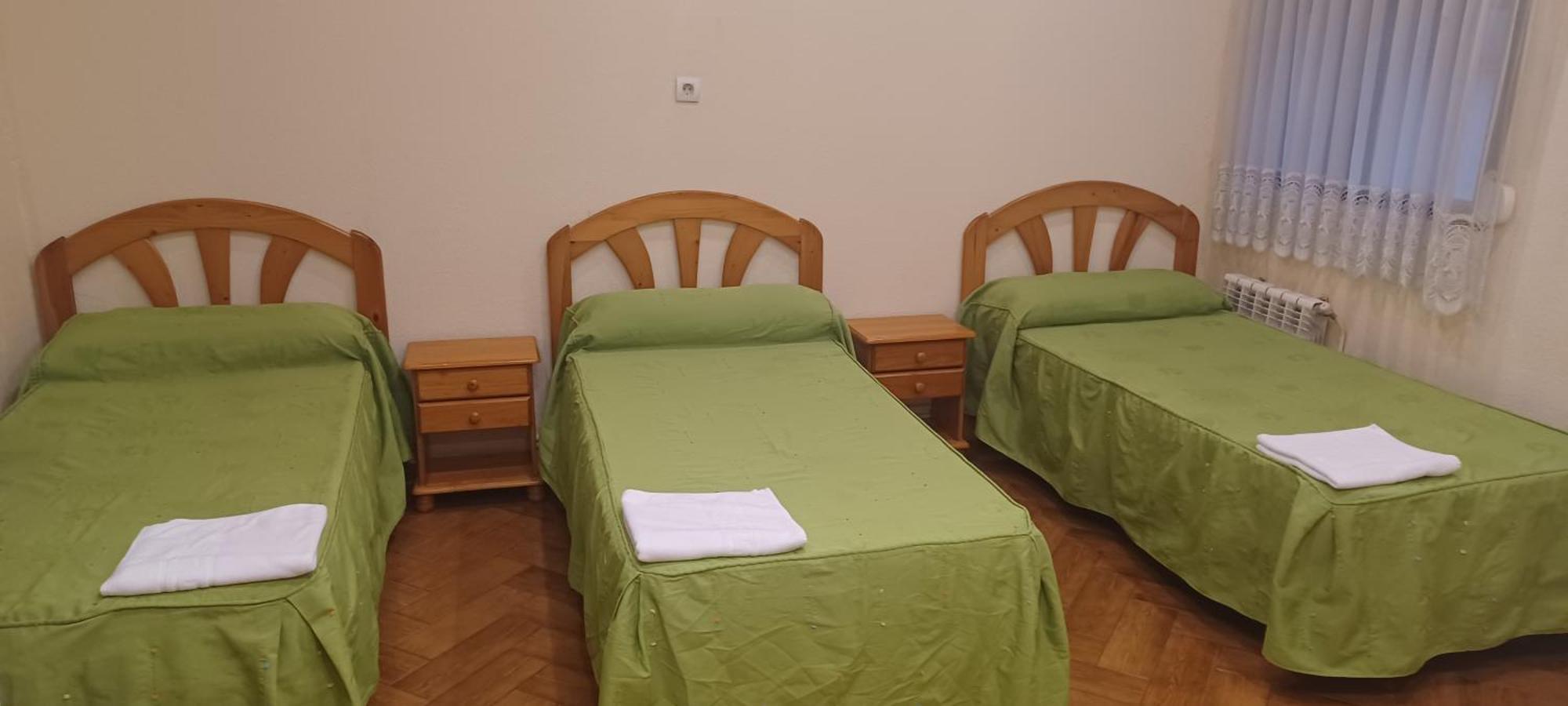 Hostal Pacios Madrid Luaran gambar