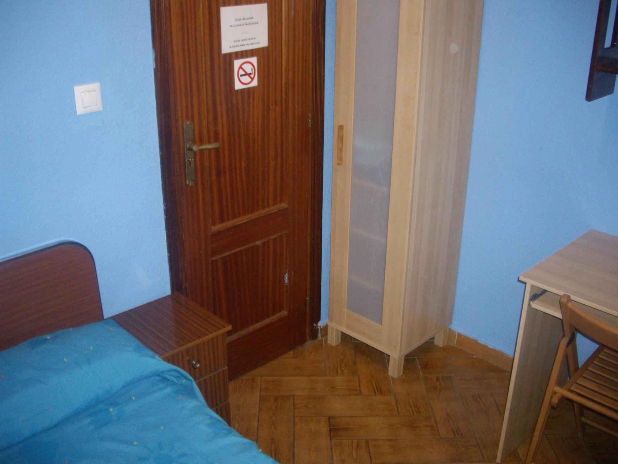 Hostal Pacios Madrid Luaran gambar