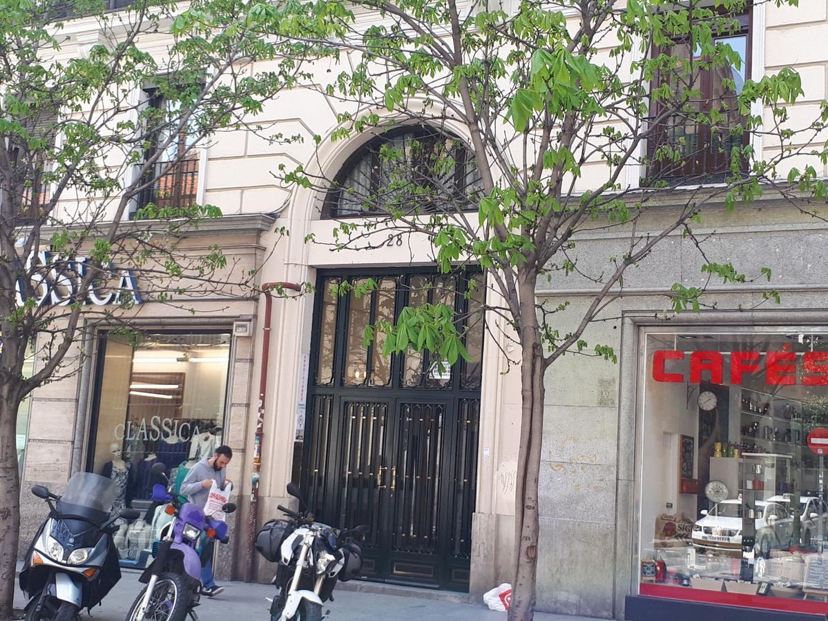 Hostal Pacios Madrid Luaran gambar